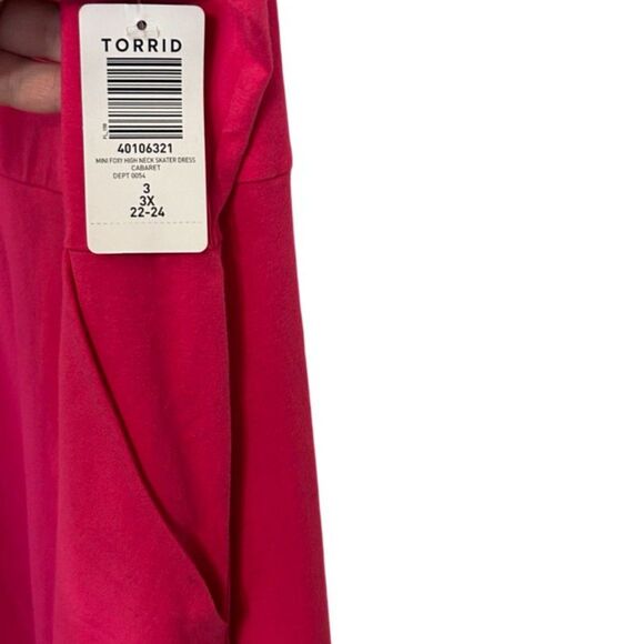 Mini Foxy Skater Dress - Picture 5 of 6